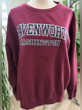 Leavenworth Washington Maroon Crewneck Sweatshirt